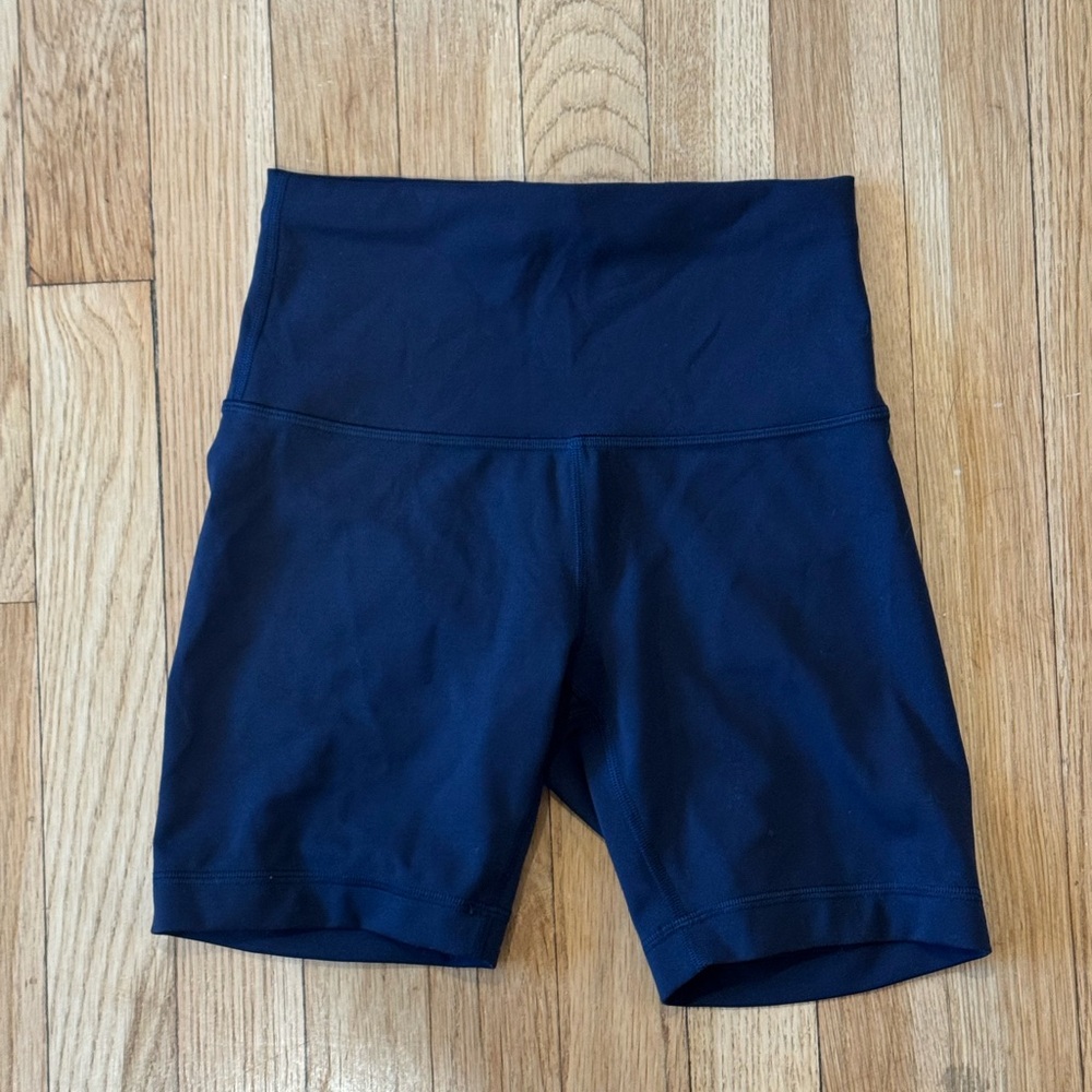 lululemon Align™ High-Rise Short 6" in True Navy Sz 4
